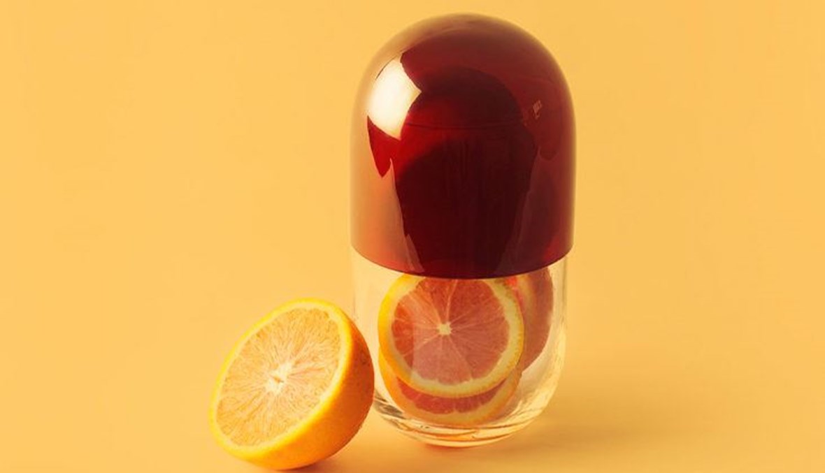 AnnaharHealth's tweet photo. هل زيادة الفيتامين "سي" تُسبب آثاراً جانبية؟
https://t.co/D6ZiR9jxBY
@Annahar 
#VitaminC #sideeffects #dosage #nutritionfacts https://t.co/ZoRevW0DA1