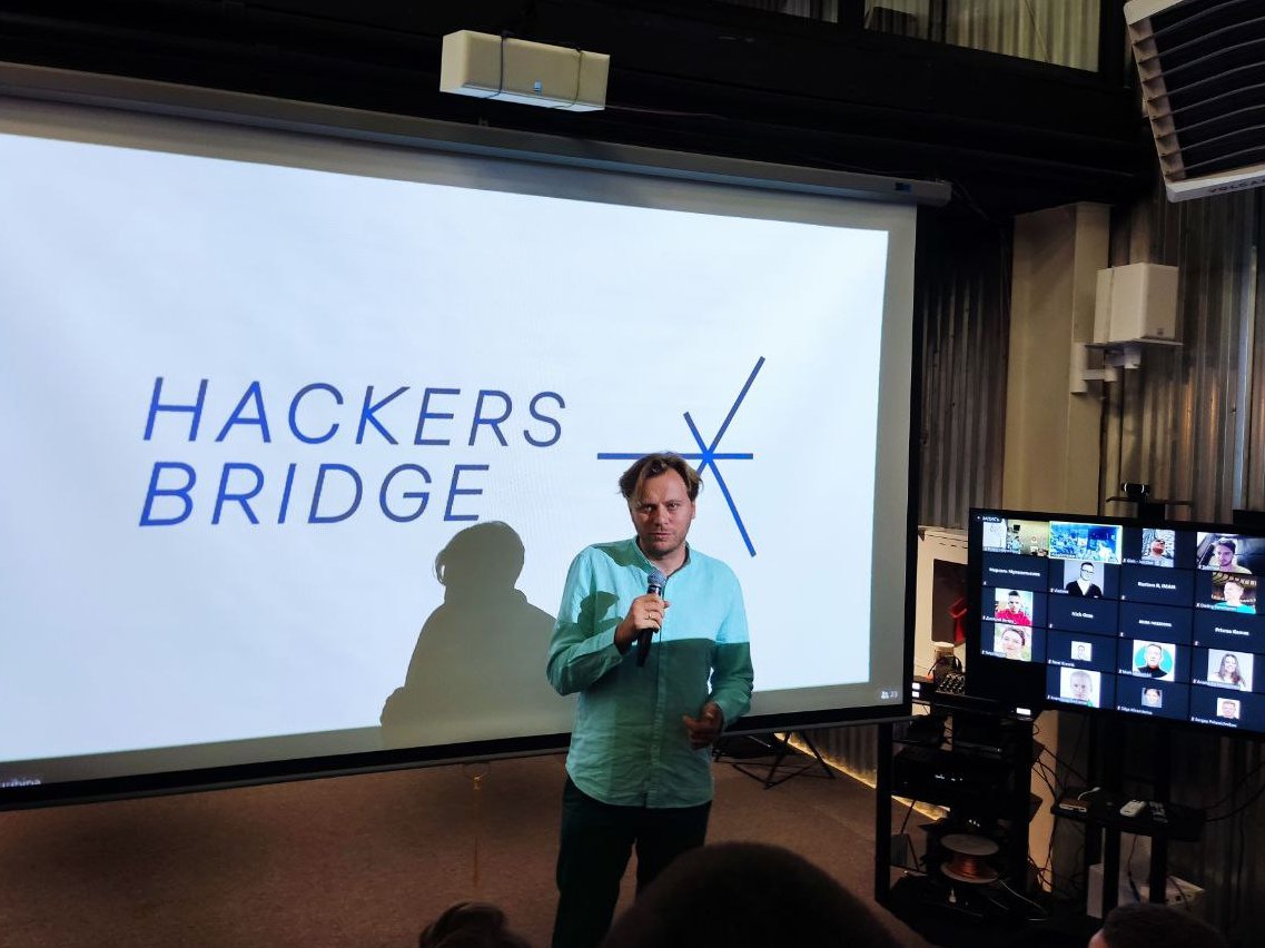 HackersBridge tweet picture