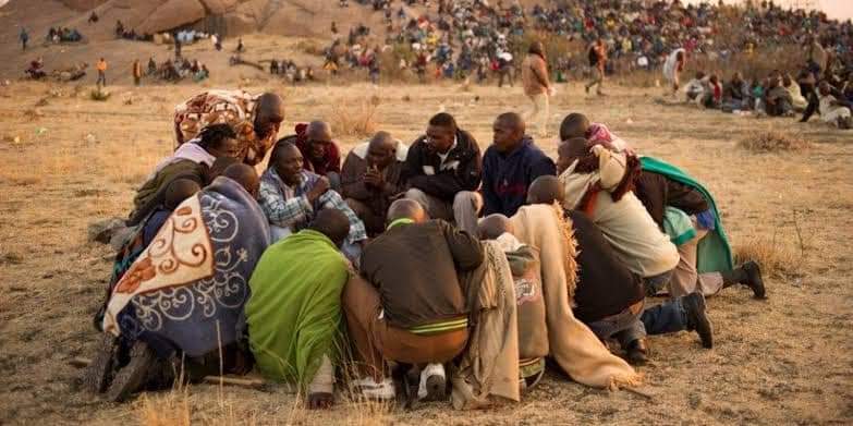 SneKhumaloSA's tweet photo. A decade ago SA security forces murdered Black people in Marikana.

Yazi I think about the guy  (Mambush) a lot. He was so passionate and a few hours later him and his comrades lay dead.

The person responsible wasn't punished. Instead SA made him president..

#MarikanaMassacre https://t.co/DMKiyf375U