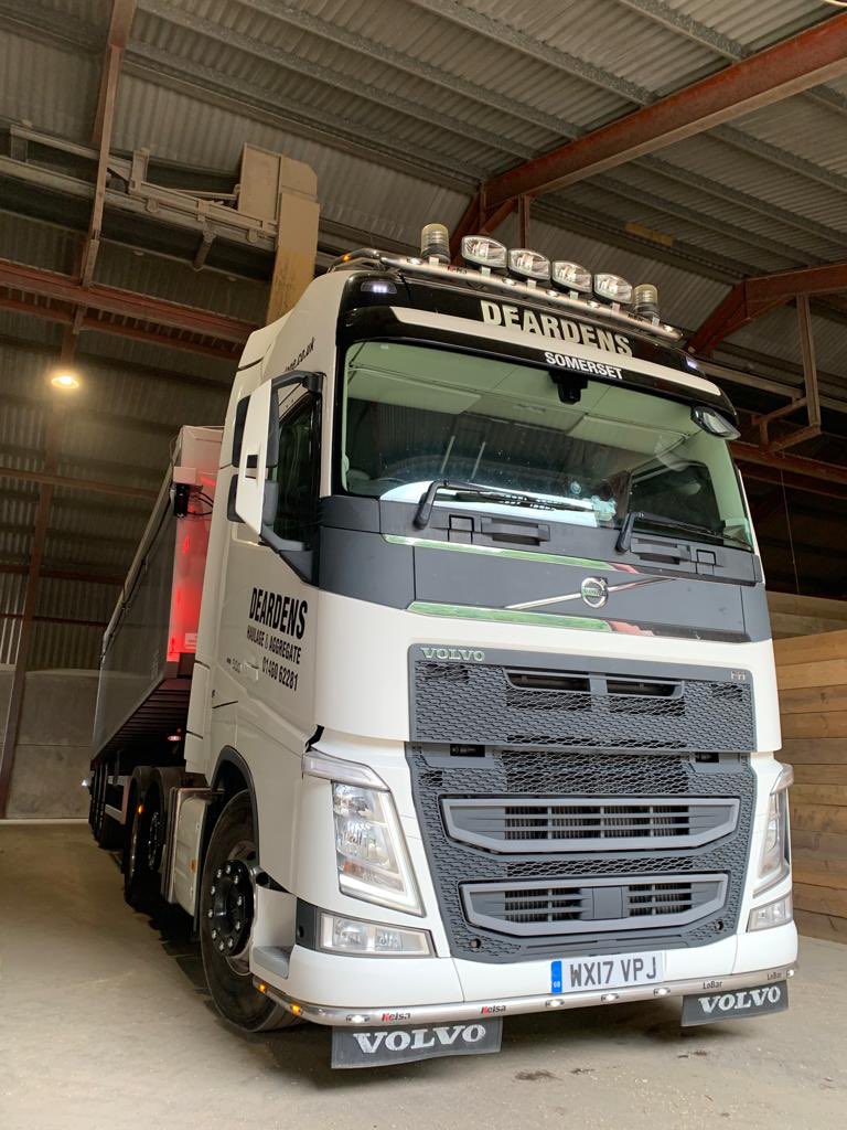 DeardensHaulage's tweet photo. #harvest22 #Bulktipper #Deardenshaulage https://t.co/vc0OrhyFmi