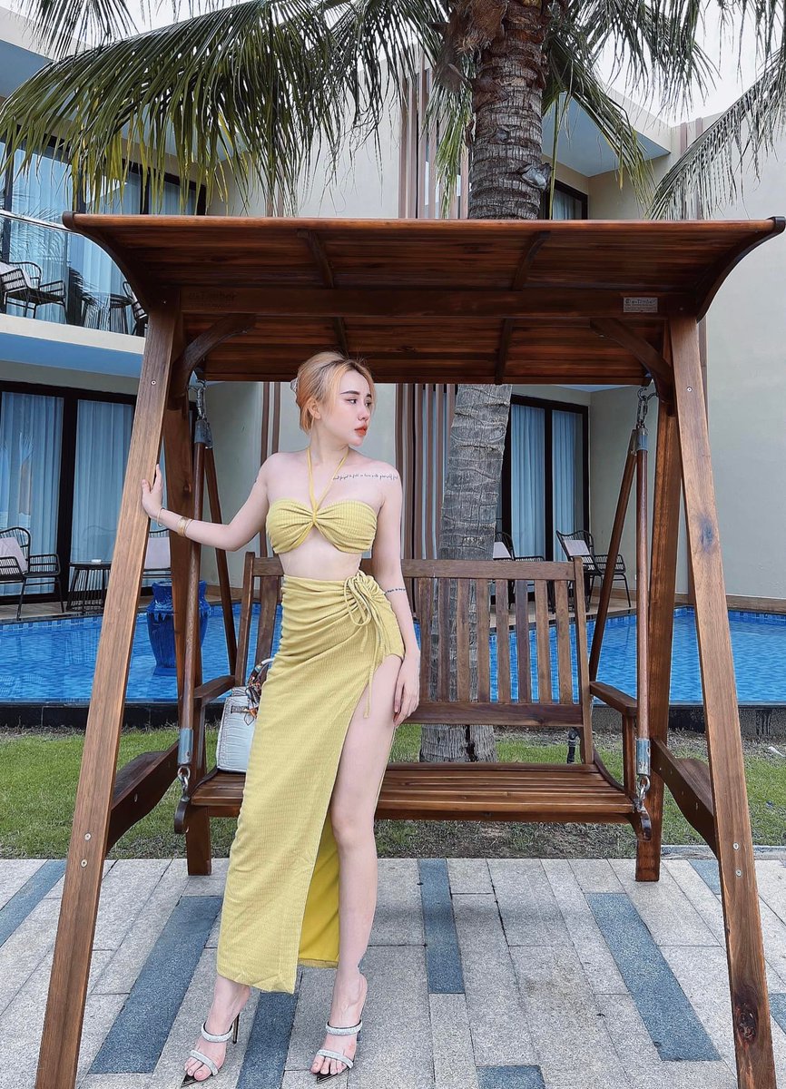 Belinn96's tweet photo. Summer <3
#Girl #hot #Sexy #Hoa #Linn #Vietnam #Resort #sex #sex18 #Love #HaiPhong #Game https://t.co/tdxW5AjsS3