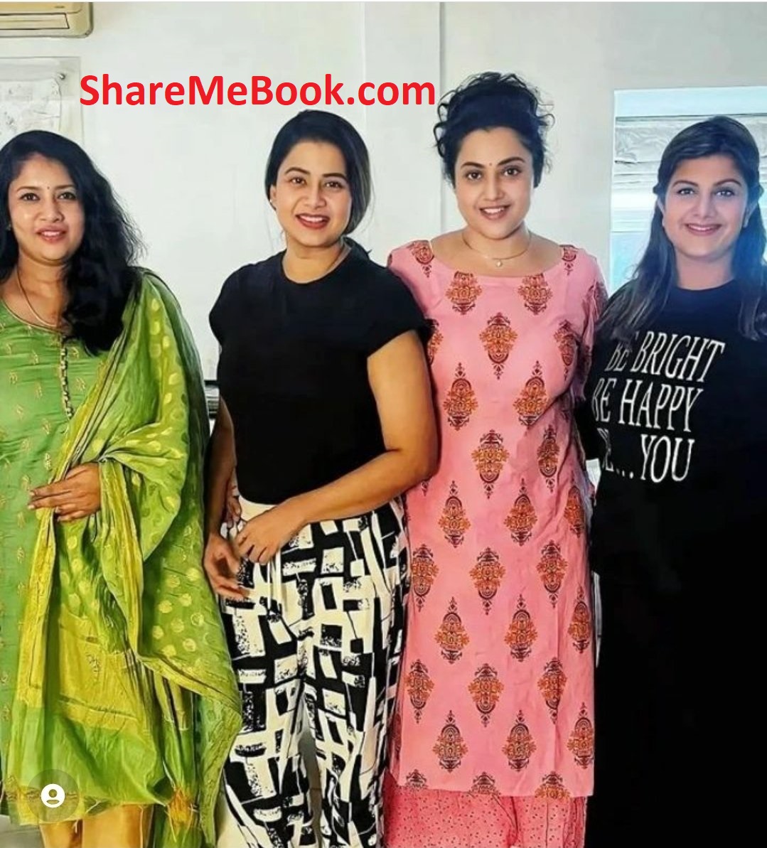 KuwaitBusRoute's tweet photo. Who is your favorite ? 90s Hotties 
Click here for more https://t.co/tPMtcjiRGw

Many more at  https://t.co/0Rt7qRTW12...

Visit &amp; Free Register at https://t.co/ctoEgh44Cx

#ShareMeBook #indianinQ8 https://t.co/w2AXenheoj