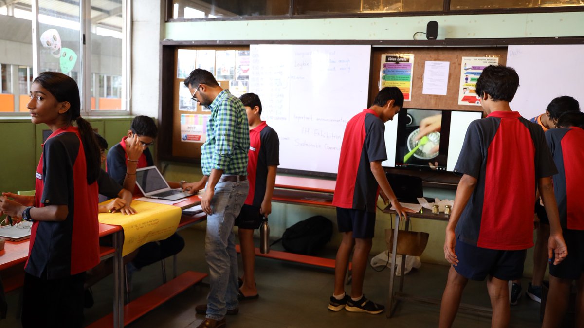 FSSurat's tweet photo. G10 IH Ss were introduced to the idea of Project-based actions addressing unsustainable practices. These students then undertook various projects and demonstrated them in the Exhibition on Sustainable Communities.
#FSWay #FSHappenings #FSStudents #FSLife #IBClassrooms https://t.co/pZYitfIrQt