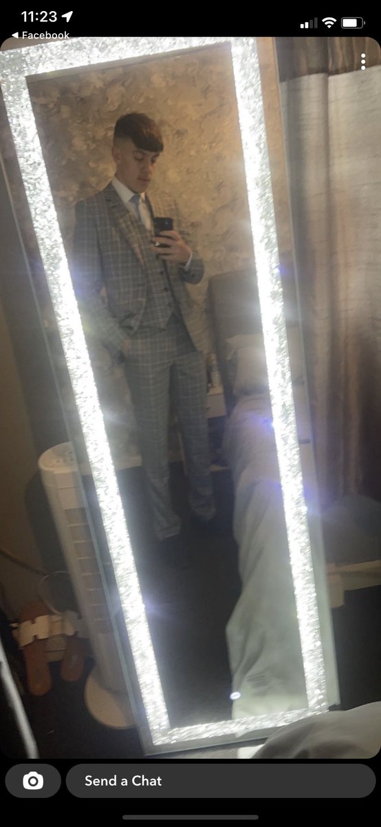 Laura bingham tweet media