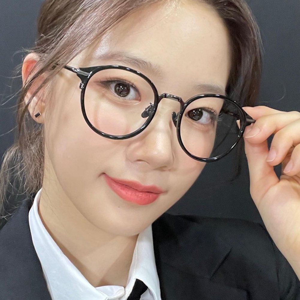 ia (@kazsoob) on Twitter photo 