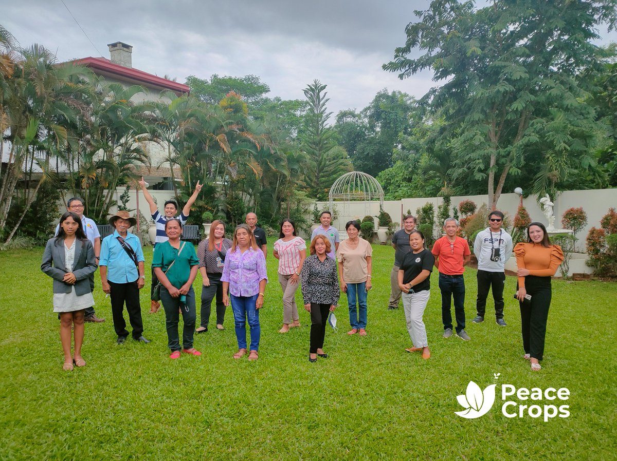 peacecropsph's tweet photo. NUNG ALAM MO KUNG PARA KANINO KAYO BUMABANGON

The Bukidnon Coffee Council is one inspiring group to facilitate because, like the many kinds of coffee flavor we get to sample in...

STORY ON: https://t.co/hBEVvjzL8V

---

#BukidnonCoffeeCouncil
#DropSeedsNotBombs
#PeaceCropsPH https://t.co/sCXjV9i5um