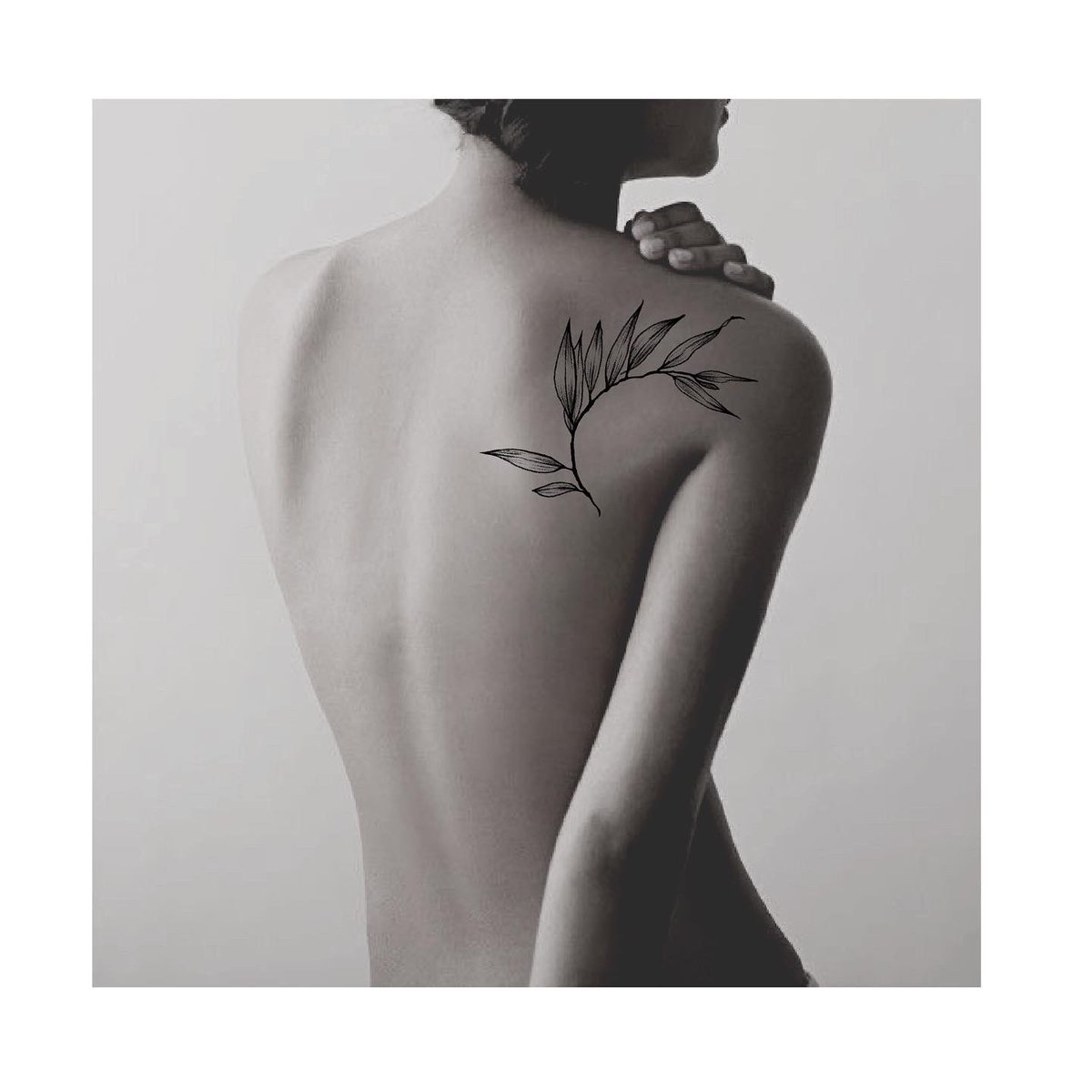 F4IL_TATTOO's tweet photo. :: 휨 :: 

— Available, 예약 가능. (예시 사진의 부위 외에도 다른 곳에 시술 가능합니다.) https://t.co/MNkZs0K0Ue