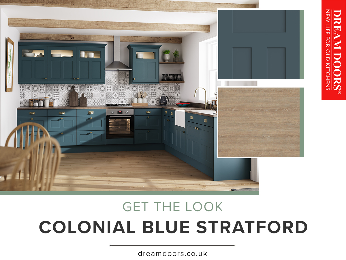 Deep Blue kitchens are incredibly on-trend, like our Stratford in Matt Colonial Blue. When paired with oak wood worktops, you can create a traditional style kitchen that feels welcoming and tranquil. #bluekitchen #traditionalkitchen #modernkitchen #contemporarykitchen #kitchen