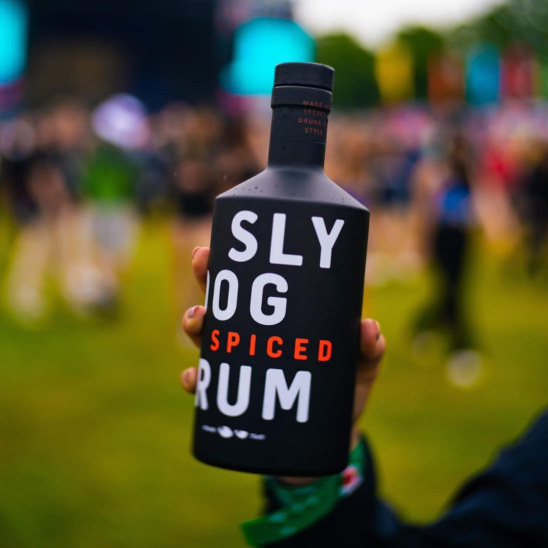 VisionaryFS's tweet photo. Happy National Rum Day! 

We all need to be a little sly once in a while, that’s why there’s only one way were celebrating national rum day… with a @slydogrum spiced rum on the rocks! 🥃

Will you be celebrating?🥳 https://t.co/WgoeMHmquX