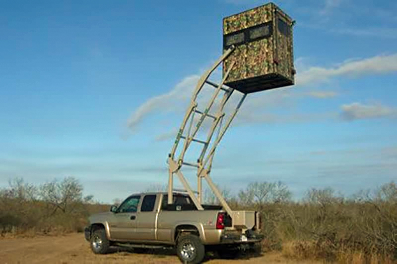 DeerBlast's tweet photo. We're assuming there's no way this is real...?
#deerhunting https://t.co/ObO4wSDOpW https://t.co/MJ8pJAOPf3