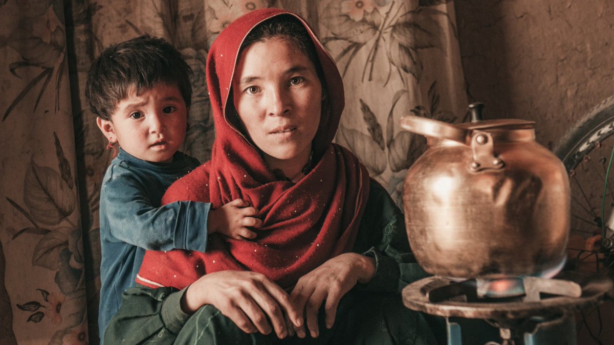 opendoorsnl's tweet photo. Gisteren een jaar geleden viel Kabul. Sindsdien zijn door de taliban strenge islamitische wetten ingevoerd. Vrouwen hebben hun rechten verloren en de situatie voor #christenen is dramatisch verslechterd. #Afghanistan staat op nr. 1 in de #RanglijstChristenvervolging.
#ONEWITHTHEM https://t.co/5LgDj46eBk