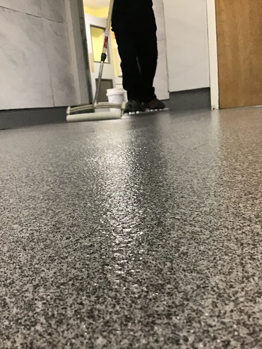 BlackBearCC's tweet photo. Renovations to @FLLACCollab (Keystone Collaborative) #facilities. The team installed a new #quartz broadcast with ultra-clear grout coat and accelera top-coat for #restroom floors.  
#resinousfloors #concretecoatings #seamlessfloor #commercial #commercialfloor #getfloored https://t.co/ka2xhNivZQ
