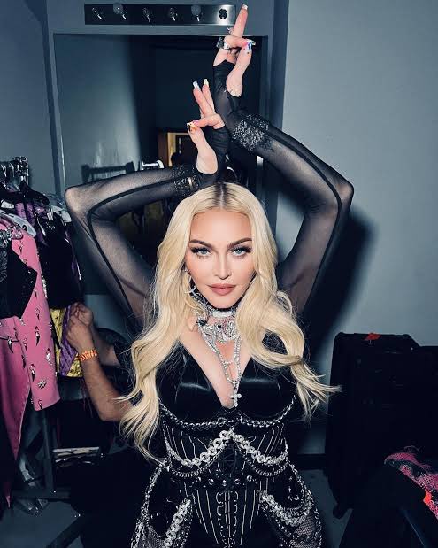 tohlu's tweet photo. #happybirthday 2 @madonna #madonna https://t.co/hXr6P6ndY8