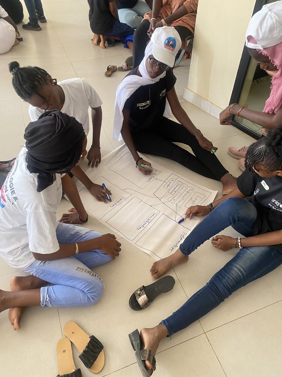mjangalesenegal's tweet photo. #Eduque 📚
#Encourage👏
#Empower🙋♀️
Nous travaillons en collaboration avec UNICEF SENEGAL sur un bootcamps intensive d’une semaine avec 50 filles de kolda, une ville situé à #700km de #Dakar pour renforcer la capacité des filles dans le #numérique, https://t.co/vSuLYztEEd