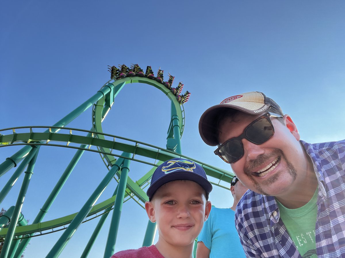 ScottFaisFun's tweet photo. It’s #NationalRollerCoasterDay! Here’s a few wild rides I’ve enjoyed in the past year: High Roller at @motiongateDubai in Dubai; Firewhip at @BetoCarrero in Brazil; Raptor at @cedarpoint in Ohio: and Shambhala at @PortAventura_UK in Spain. #IAAPALovesCoasters https://t.co/fVDgn7oXjP
