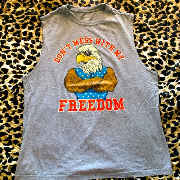 lolonicole22's tweet photo. So good I had to share! Check out all the items I'm loving on @Poshmarkapp #poshmark #fashion #style #shopmycloset #thepioneerwoman #americanneedle: https://t.co/FiaT9g8KCd https://t.co/l2nOtfIWs9