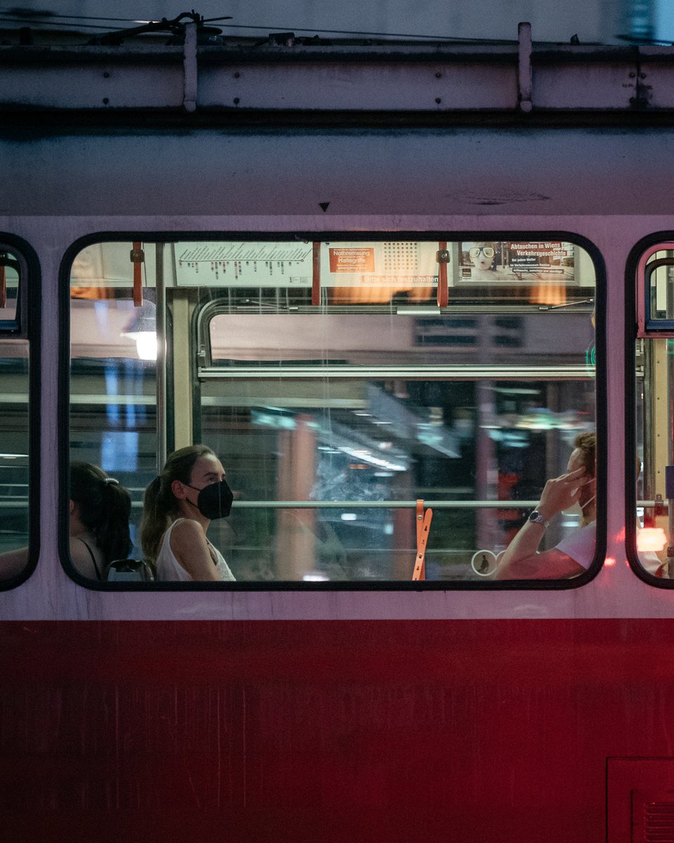 2022 Vienna #streetphotography #urbanphotography #NightPhotography #streetclasic