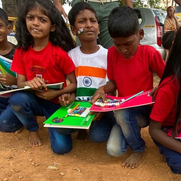 Khushiyaan_Org's tweet photo. #75azaadikaamritmahotsav celebration at our Bangalore Rotighar location๐ค
.
Thank you Bangalore Team for excellent execution ๐
.
#rotigharindia #rotighar #Kidsofrotighar #kindnessmatters #hungerfreekids #fighthunger #servinghumanity #servingkids #spreadlove #Saynotogohunger https://t.co/Ez0zxCRWDz
