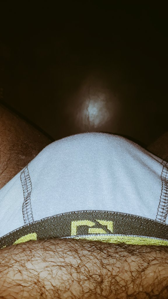 MarcosA13018881's tweet photo. Um pouco de excitação... 😈😈

#bulgeinunderwear #cuecarecheada #bulgeinshorts #bulgeinshort #bulge #cueca #pauzudo #paumeiobomba #PauDuro #PINTOSAWARDS #packs18 #packsale #packsdeadolescentes #bultodemacho #bultogrande #bulto https://t.co/lXlwijgxEG