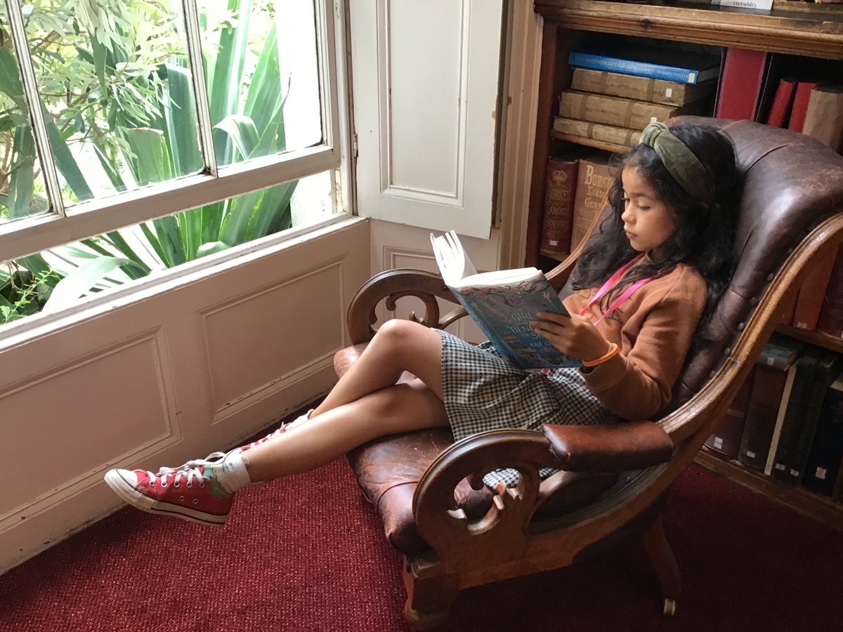morrablibrary's tweet photo. Ilani writes “I love this library, because you can just sit here, be relaxed and be absorbed into a book. I enjoy coming here a lot and the books here are for all ages. The people who work here are lovely and welcoming to everyone as well.”#independentlibraries #loveyourlibrary https://t.co/wDg5lQ8aLe