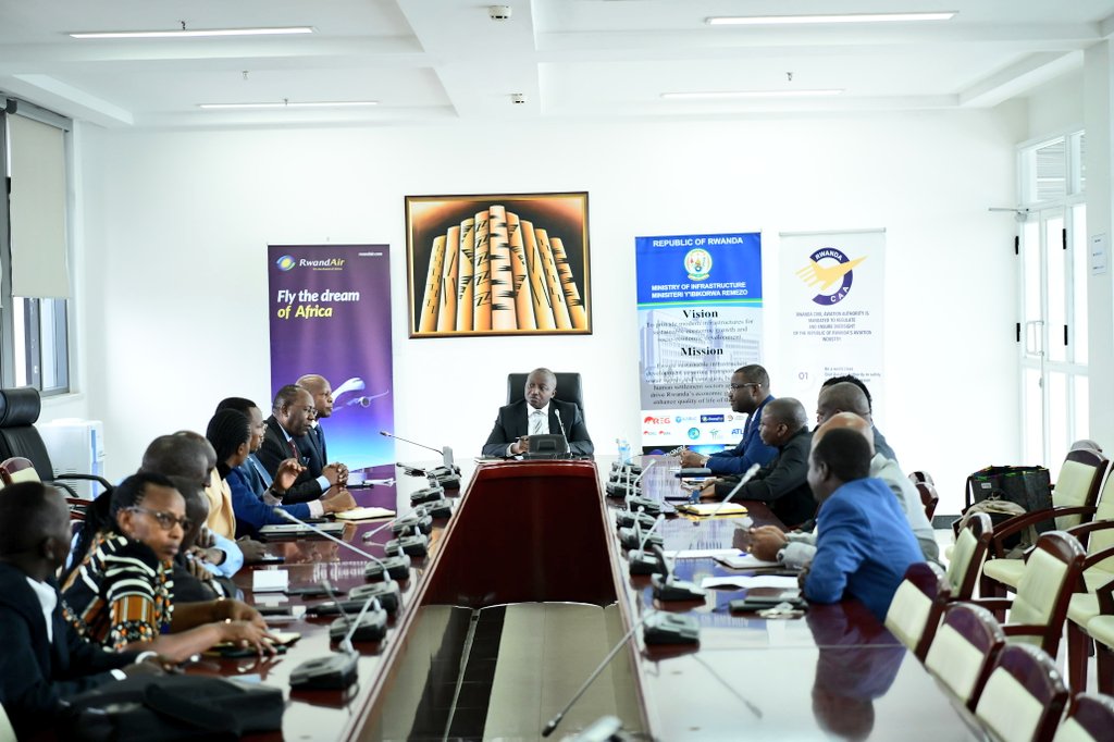 RwandaAirports's tweet photo. In 1973 #Rwanda delegated the provision of Air Traffic Services in her upper airspace above 24500ft to Tanzania CAA. The handover deed was signed by Director Generals of @RwandaCAA &amp; @officialtcaa and witnessed by the PS in @RwandaInfra and Regional Director of @icaoesaf 

2/2 https://t.co/8DRjGuUyM2