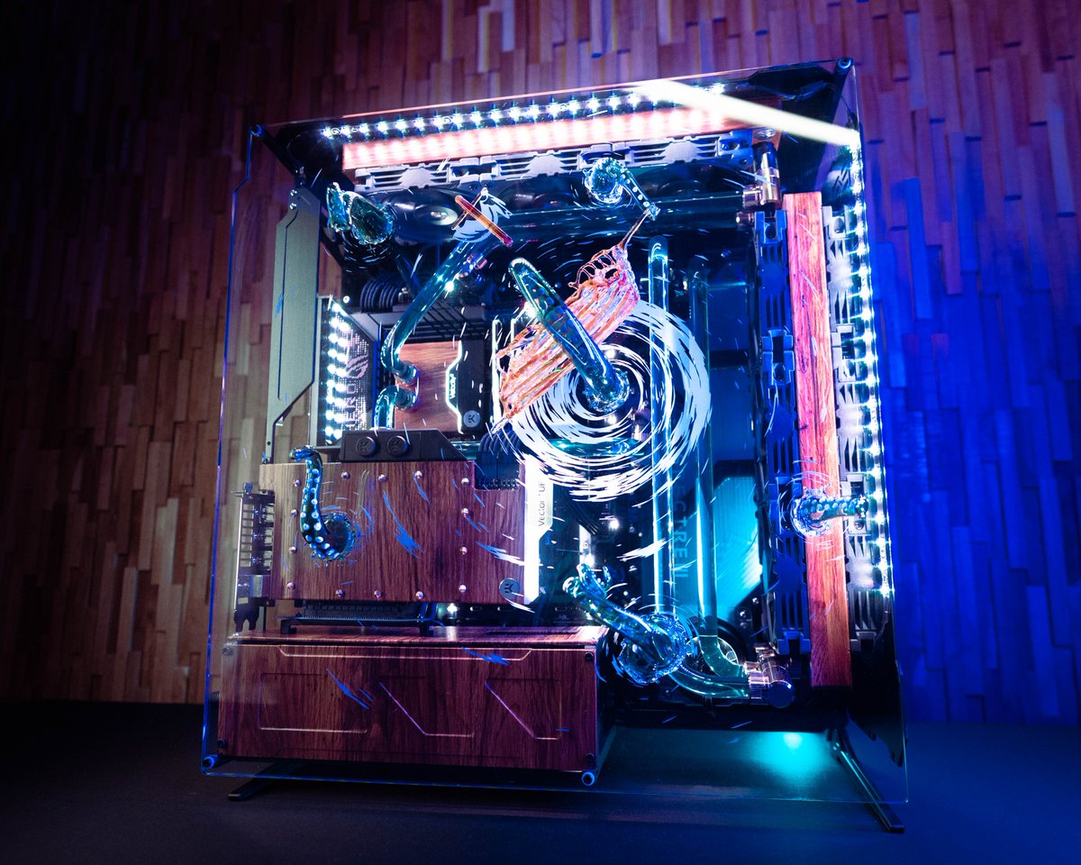 DikshaWells's tweet photo. 🏴‍☠️"La piraterie" 🏴‍☠️

Notre énorme projet en collaboration avec @yereckt 

Un @SingularityC Spectre 3.0 ARDUS sublimé par le travail de Yereckt!

Un boitier exceptionnel avec la vitre gravée, un kraken attaquant un bateau, tout ça en verre soufflé ⚓️🦑 https://t.co/i3zmL3kHi9