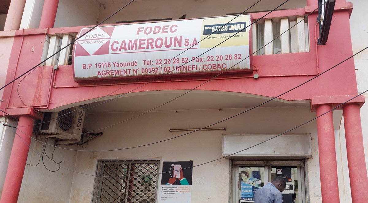 Annenzouankeu's tweet photo. #Fodec #Cameroun , remboursez moi mon épargne. Depuis plus d1e semaine, je n' arrive pas à retirer mes fonds. En agence jconstate que d'autres se plaignent également. Le personnel est arrogant en plus et me demande de faire ce que je peux. Aidez moi à partager SVP. #Minfi #Cobac https://t.co/3AjhY5FJud