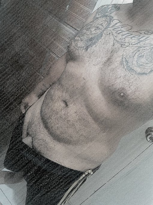 Good morning 😎 #BuenosDias  #onlyfans.com/Zapata06 https://t.co/nq5rA2iRsp<a href="/tag/buenosdias"class="tags">#BuenosDias</a><a href="/tag/onlyfans"class="tags">#onlyfans</a>