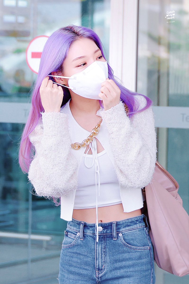 cmh0209's tweet photo. 220728 ICN #청하 https://t.co/QSfquUhVjN