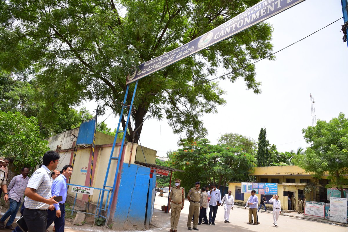 SajjanarVC's tweet image. Today inspected Picket and Cantonment Depots and Jubilee Busstand also interacted with ground staff.

#Hyderabad