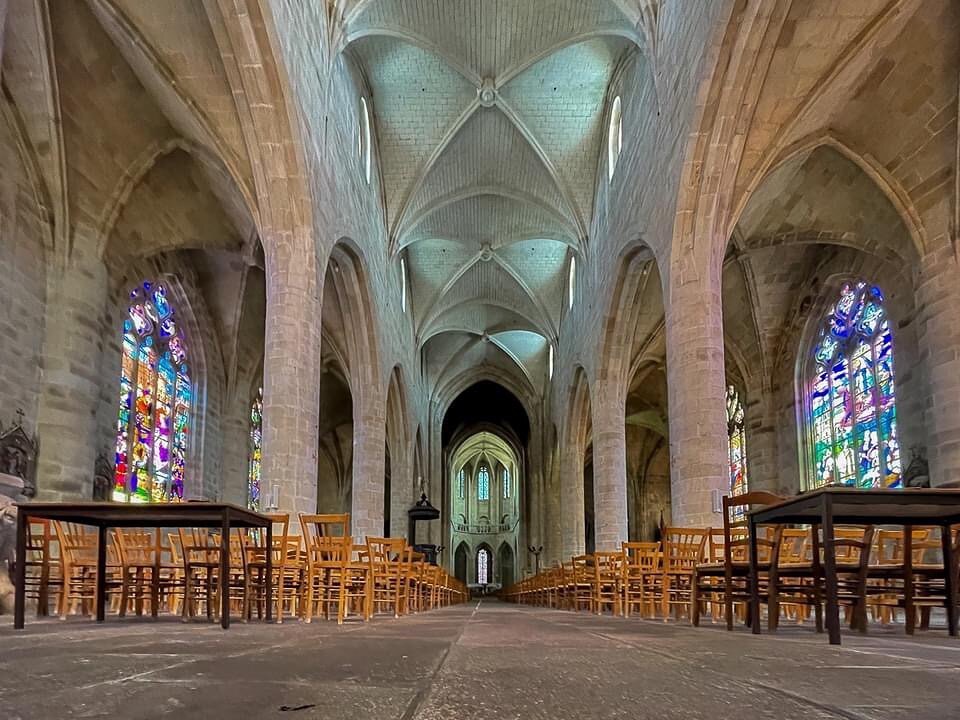 ChrisTaile's tweet photo. Intérieur de l’église Saint Malo, Dinan 

#dinan #eglisedinan #eglisesaintmalo #eglisesaintmalodinan #archtecturephotography #vitrail @ville_de_dinan https://t.co/n7yQWz0dfU https://t.co/yt0iQHo8qV