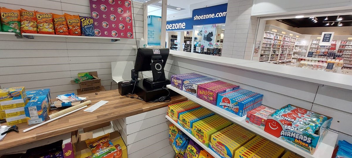 AnchorData's tweet photo. #ADStouch #ePOS System install @ Sweets Treats & Party Favours new shop opening this week @ Kennedy Centre Belfast. Stocking all the favourite American Candy, Chocolate, Snacks, Drinks & Imported Sweets from around the world including Australia, Mexico, Japan, India, Spain ππ₯€π¦ https://t.co/D7ZbobM34K