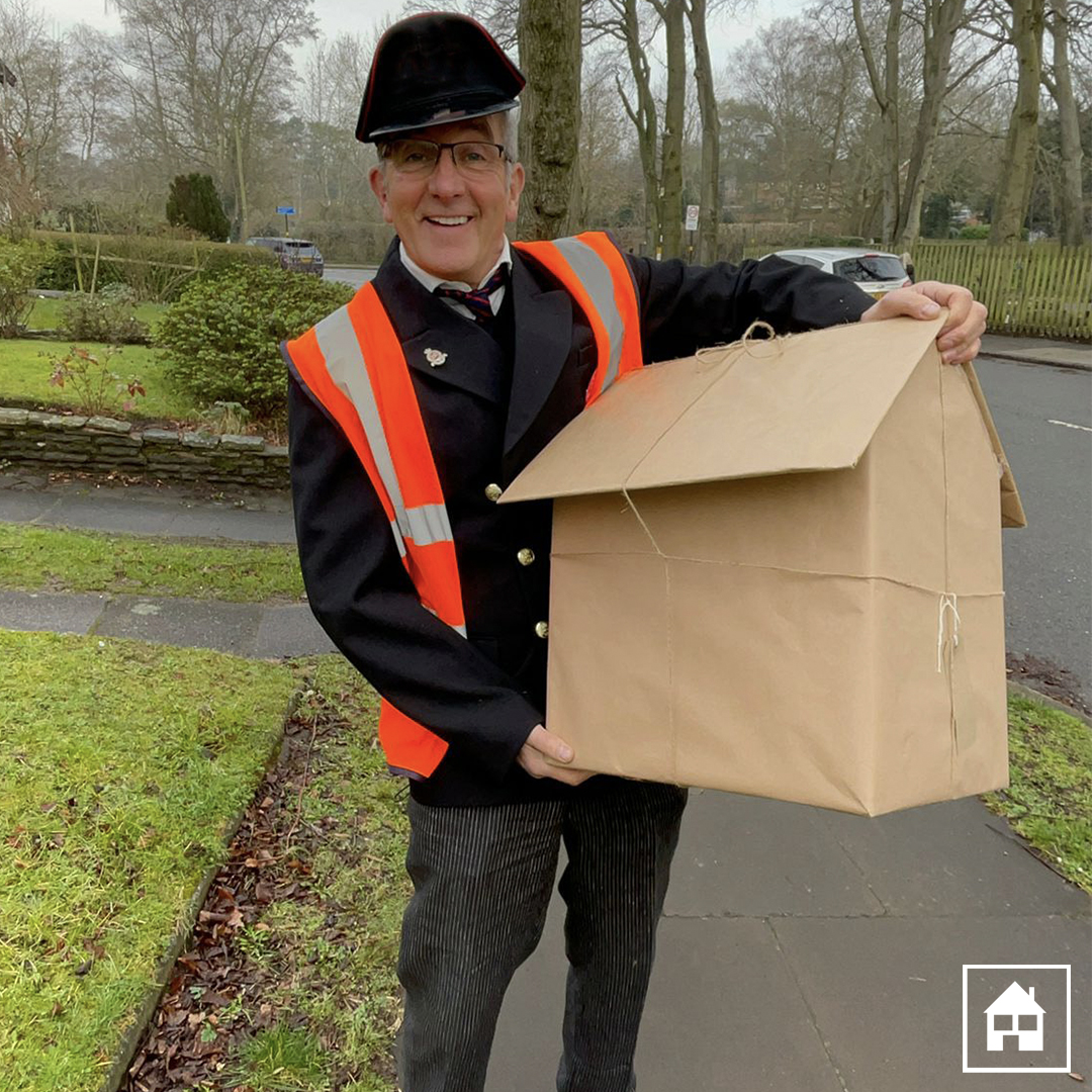 granddesigns's tweet image. Special delivery! 📦

Brand new #GrandDesigns starts Wednesday 31st August on @Channel4 🥳