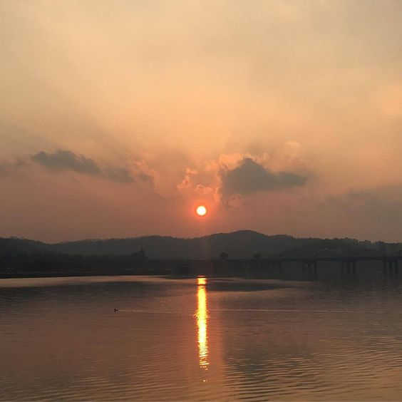 aestheticspost_'s tweet photo. serenity. https://t.co/xicFedIqTd