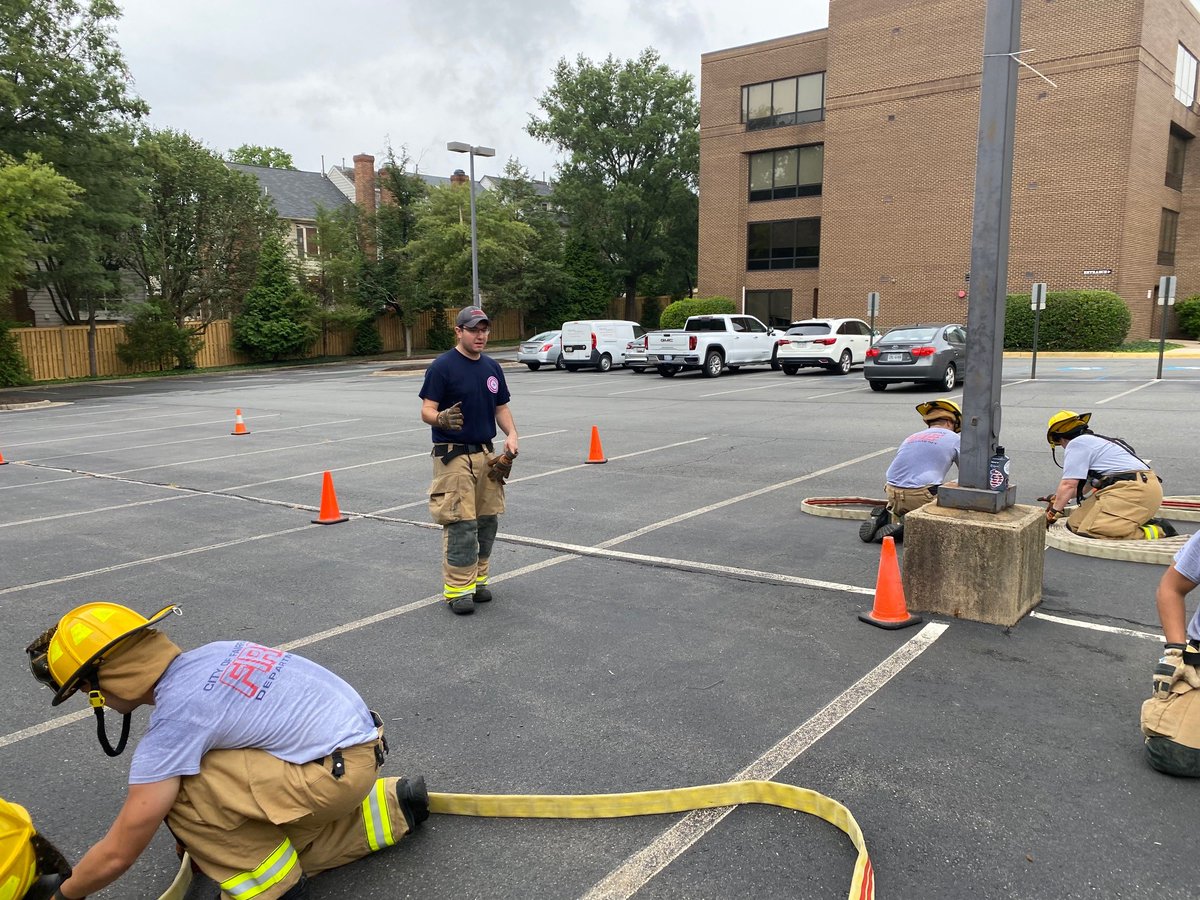 #FireNoobs #Week3. #HoseStretches and #SkillPerfection is what was going on in our parking lot yesterday! Good thing they have their protective bottoms on to save their knees! #Ouch! #CFFD #Noobs #FireTraining @CityofFairfaxVA