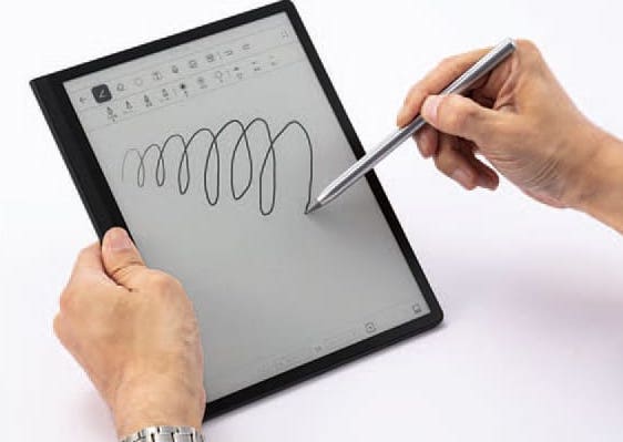 NIKKEIxTREND's tweet photo. 【「メモは手書き派」のための最新ガジェット】
電子書籍のページをめくる際にほとんどストレスがなく、書き味は三菱鉛筆のジェットストリーム並に滑らかなのが電子ペーパー端末「#MatePadPaper」です。

6万4800円の価格に見合う価値はあるのか？ 実際に使ってみました。
https://t.co/ljmTK2fI6Z https://t.co/OJ6hAXYhpC