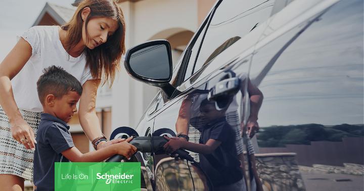 marcelvanthof's tweet photo. In 2030, 63% of EV charging will happen in buildings (BNEF) unlike traditional vehicles that are fueled in transit. Do you know that there are several locations to charge an EV?  Learn more about #EV charging locations https://t.co/ESmtNNHGKH https://t.co/pBlwZzngLI