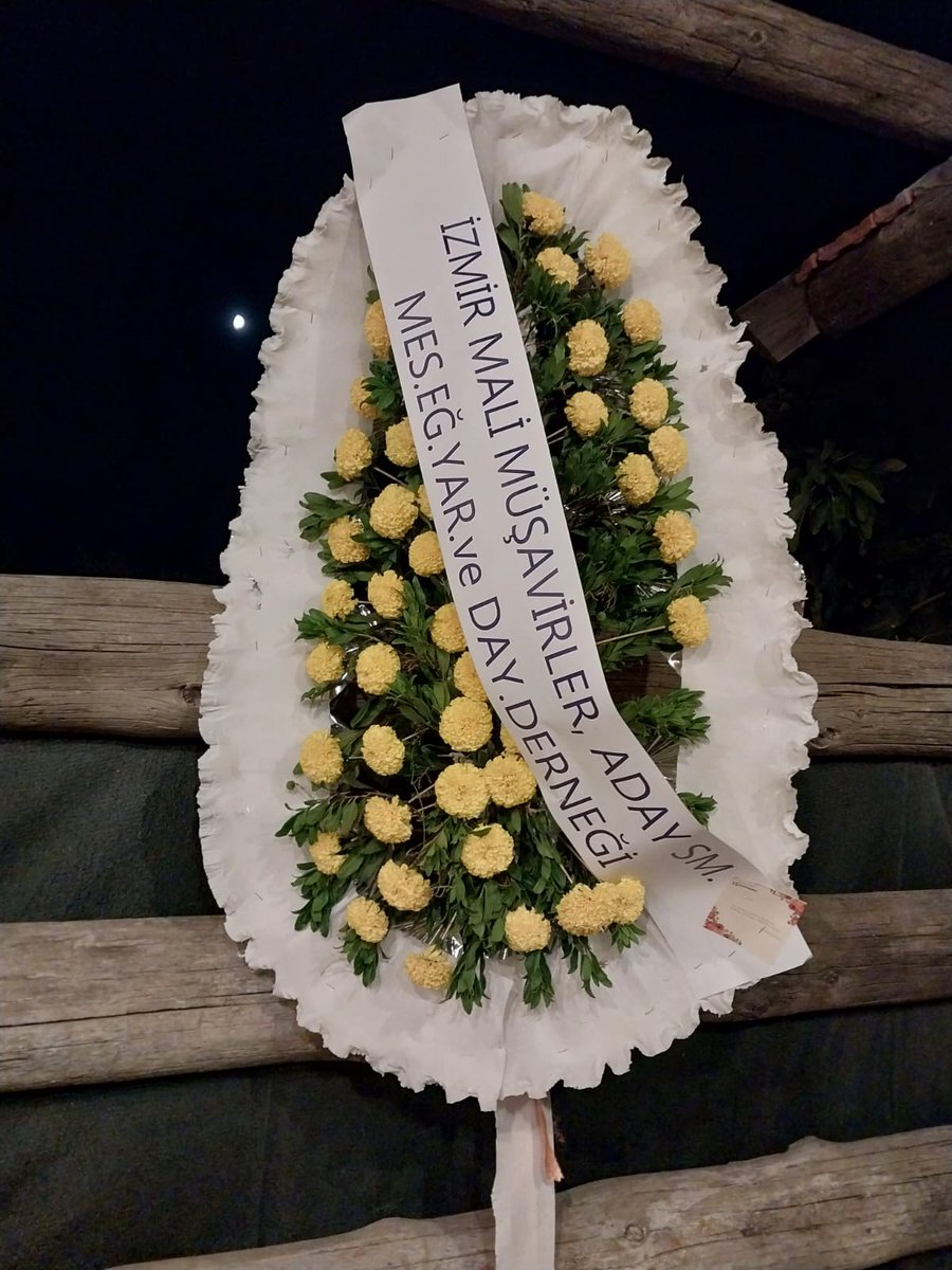izsmmmder's tweet photo. İyi gününde de kötü gününde de biz her zaman yanındayız meslektaşım. https://t.co/oGzOQrX36D