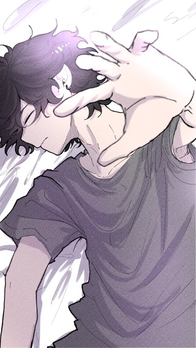 「bed sheet black hair」 illustration images(Latest)