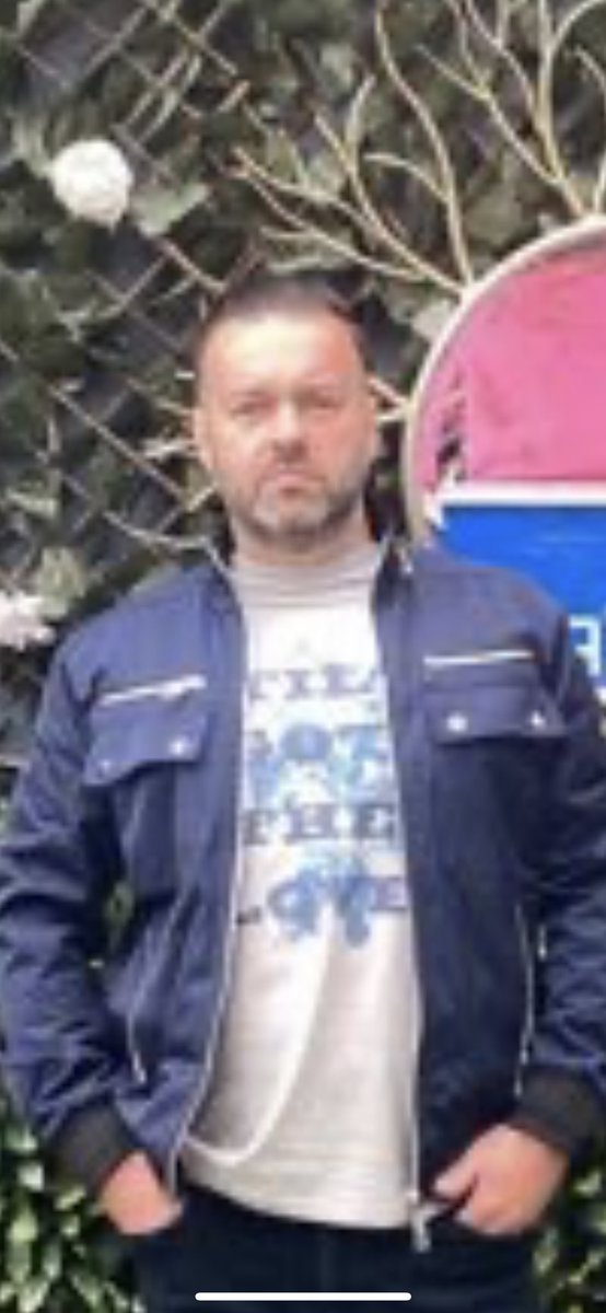 WayBuilders's tweet photo. @IYKYH1878 This guy is a bigger bellend for sure https://t.co/rnQ5r4a8mA
