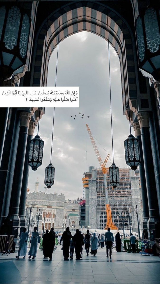 RM_Backgr tweet picture