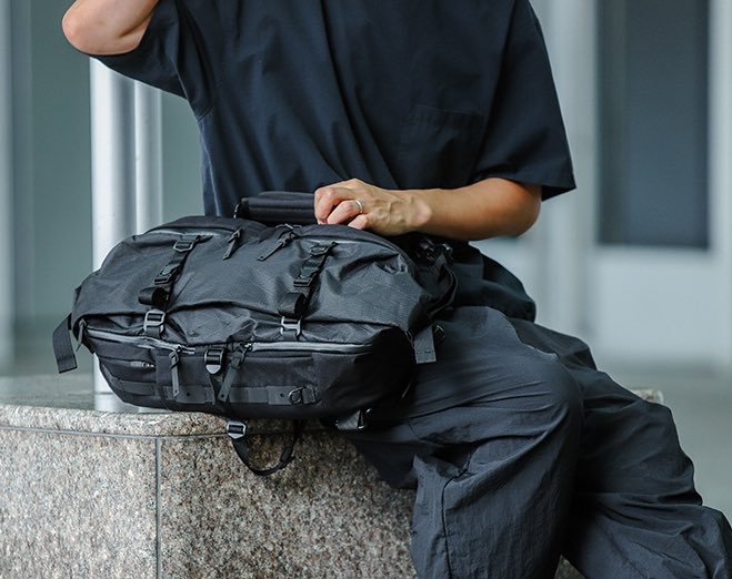 tunaigoutes's tweet photo. 再入荷！

#CODEOFBELL
X-PAK SLING PACK L

防水性と強度に優れた高機能素材を使用した大容量スリング

13インチPCスリーブを備え、ガジェットオーガナイザーも充実

用途やシーンに合わせてスタイルを変えて使えるのも魅力です

コードオブベル正規取扱店
 #ツナグテ

https://t.co/FGvIGFlhNW https://t.co/uR9TyHAH9J