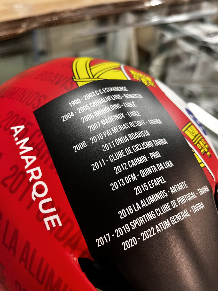 van_der_rocky's tweet photo. A partir de ahora va a haber diez días de agosto que ya no van a ser como antes. Ayer, últimas pedaladas de @amarque3 en la Volta a Portugal… Y para un día especial, un diseño especial. Obrigado Álex! https://t.co/smR5AWejLE