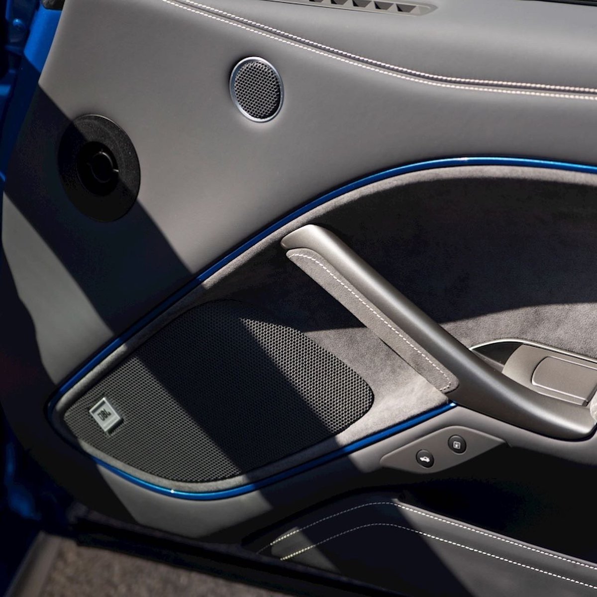 Blu Corsa Atelier Ferrari F12 Berlinetta 💙💙 #NewArrival #FerrariF12 #Ferrari #F12Berlinetta #Atelier

The photos didn’t even hit the website before someone snapped this beauty up! #UnderOffer #sold #supercar #supercars #carlovers #Ferrari #ferrarif12 #cars