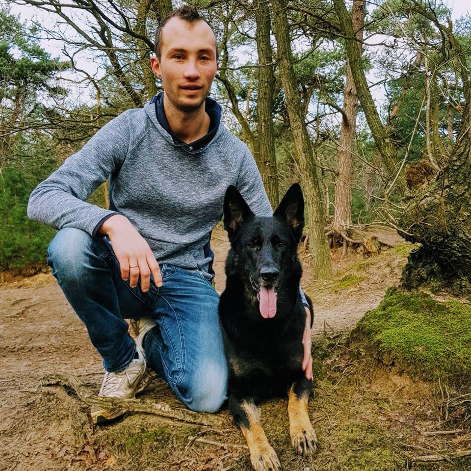 I'm back!

After a break to deal with the sudden loss of our loved GSD Chelsea and dealing with personal health issues, 

It's time.

Time to put in the consistency and apply the lessons learned! 

RIP my friend ❤️

#GSD #dogs #RIP #missyou #loveyou #neverforgotten