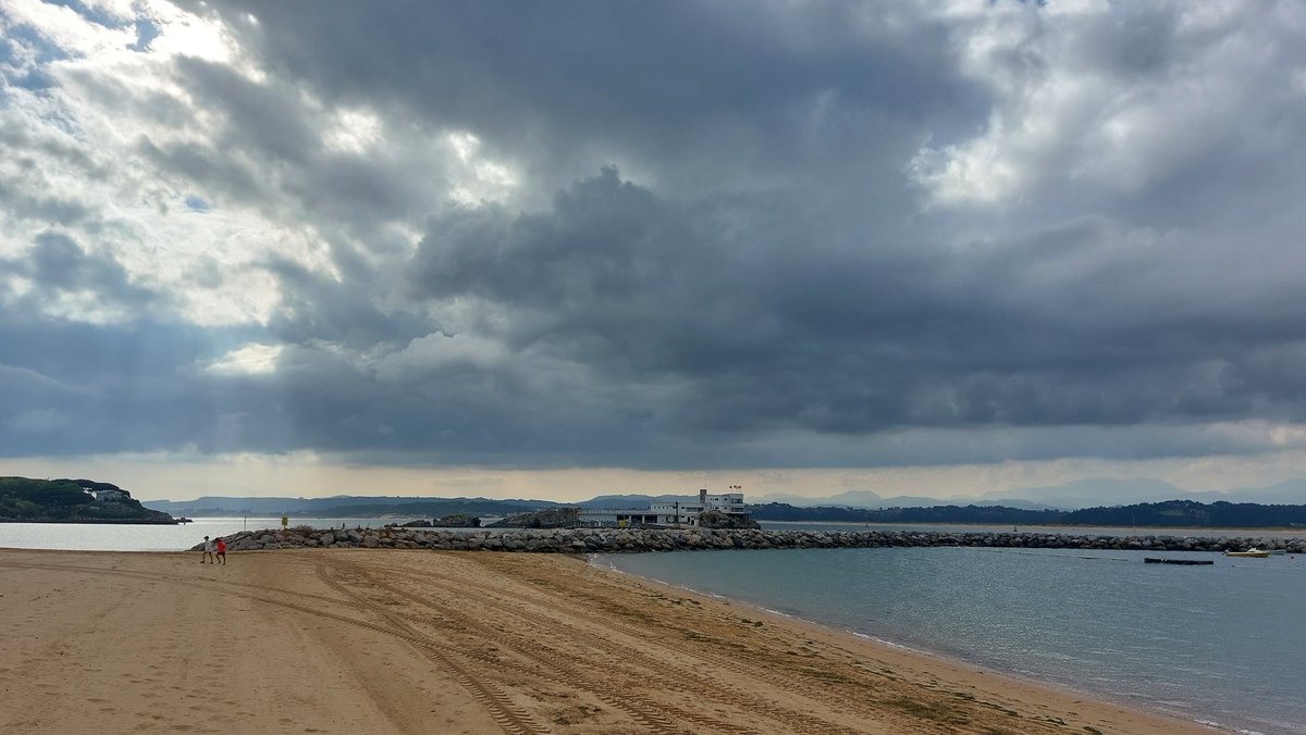 Pues parece que por fin llega el verano de siempre a #Santander.