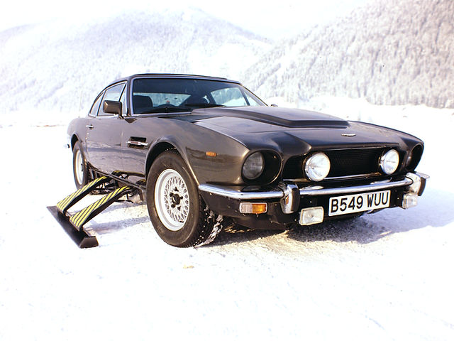 James Bond Vehicles tweet media