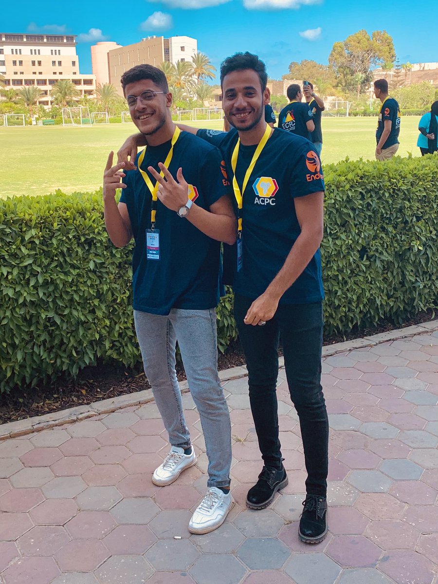 _3umar's tweet image. شوية بلالين 🎈♥️
#acpc #ECPC