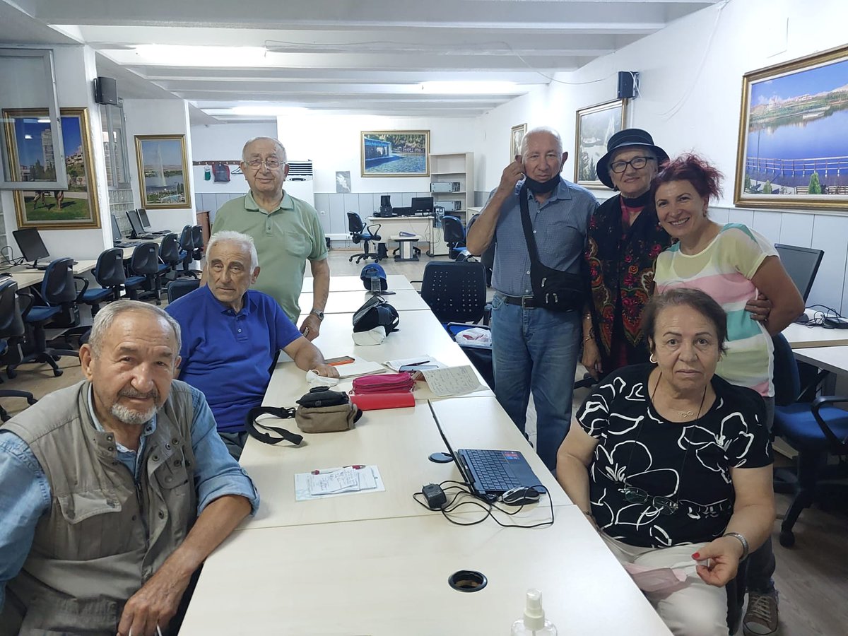 metto45's tweet photo. @mansuryavas06 @ankarabbld @bey_dikmen @AdnanTatlisu @mizrakesin @OnsoySEMA @sevginazo 
Çok Mutluyuz💕💕DERSLER HARİKA Büyükşehir Belediye 💕💕✨️✨️✨️ #mansuryavas https://t.co/3noOV3xAFP