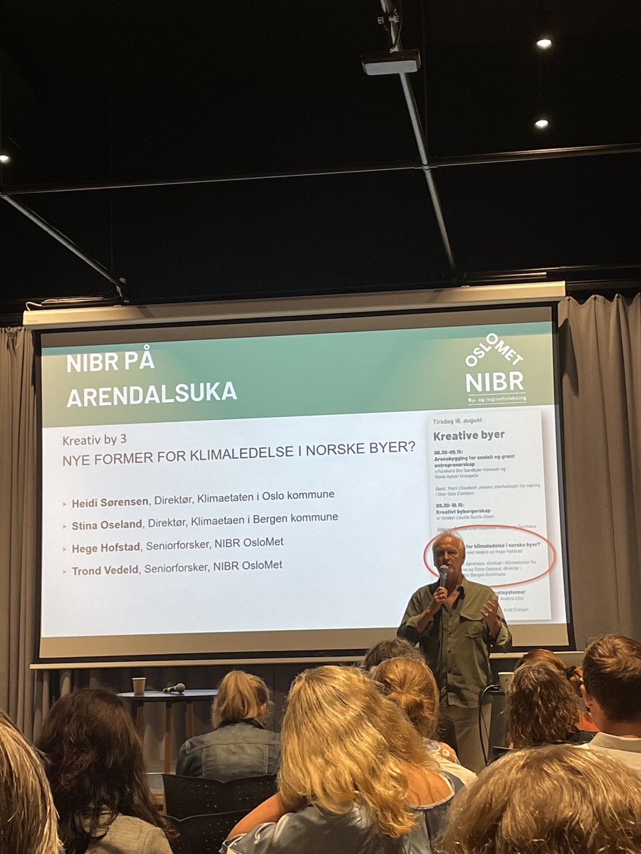 Kristian Rose Tronstad (@ktronstad) on Twitter photo Kreative byer og klimaledelse er tema. «Byene kan ikke løse klimautfordringen alene» sier NIBR-forsker <a href="/TrondVedeld/">Trond Vedeld</a> @arendalsuka Endringer må skje i samarbeid med andre aktører | <a href="/nibr_no/">NIBR, OsloMet</a> <a href="/OsloMet/">OsloMet</a> Kreative byer og klimaledelse er tema. «Byene kan ikke løse klimautfordringen alene» sier NIBR-forsker <a href="/TrondVedeld/">Trond Vedeld</a> @arendalsuka Endringer må skje i samarbeid med andre aktører | <a href="/nibr_no/">NIBR, OsloMet</a> <a href="/OsloMet/">OsloMet</a>